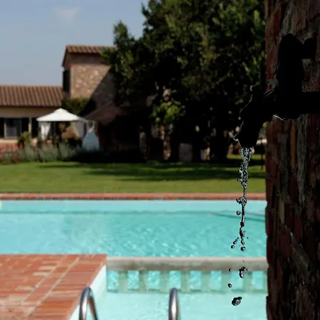 Casa de Férias Modern In With Pool *