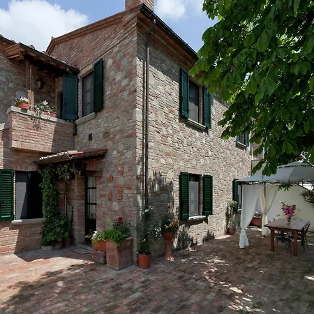 Modern In With Pool Foiano Della Chiana