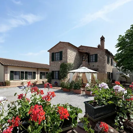 Holiday home Modern In With Pool